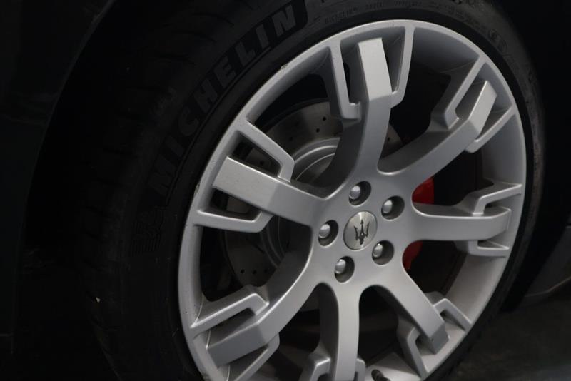 2015 MASERATI GRANTURISMO Base