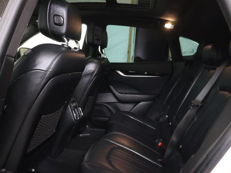 2020 MASERATI LEVANTE 