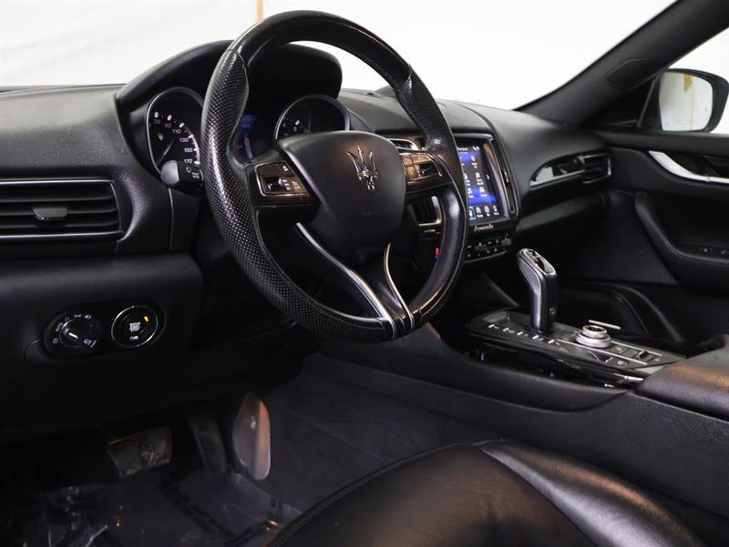 2020 MASERATI LEVANTE 