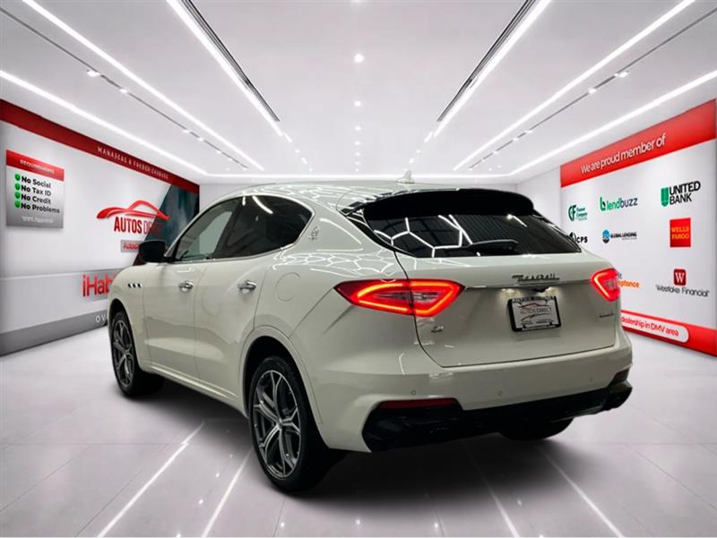 2020 MASERATI LEVANTE 