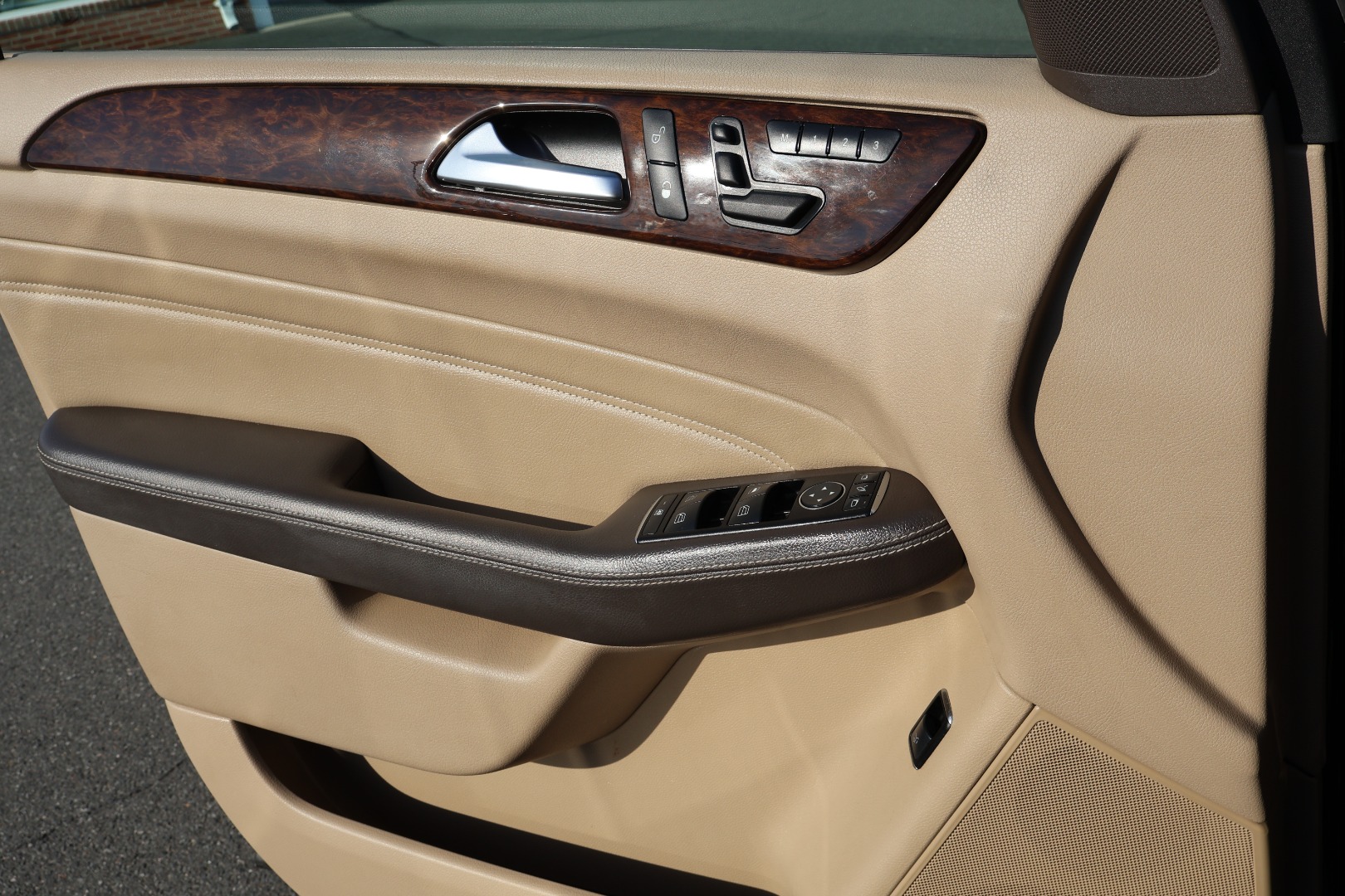 2012 Mercedes-Benz M-Class ML350 - Photo 19