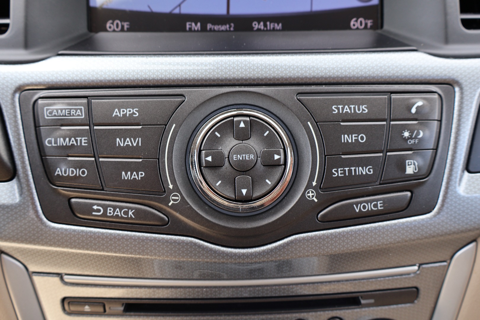 2019 Nissan Pathfinder SL - Photo 22