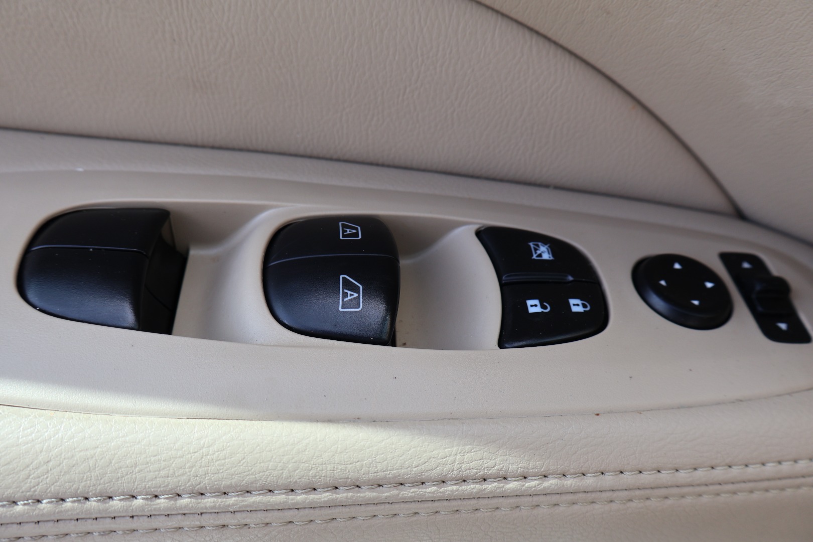 2019 Nissan Pathfinder SL - Photo 32