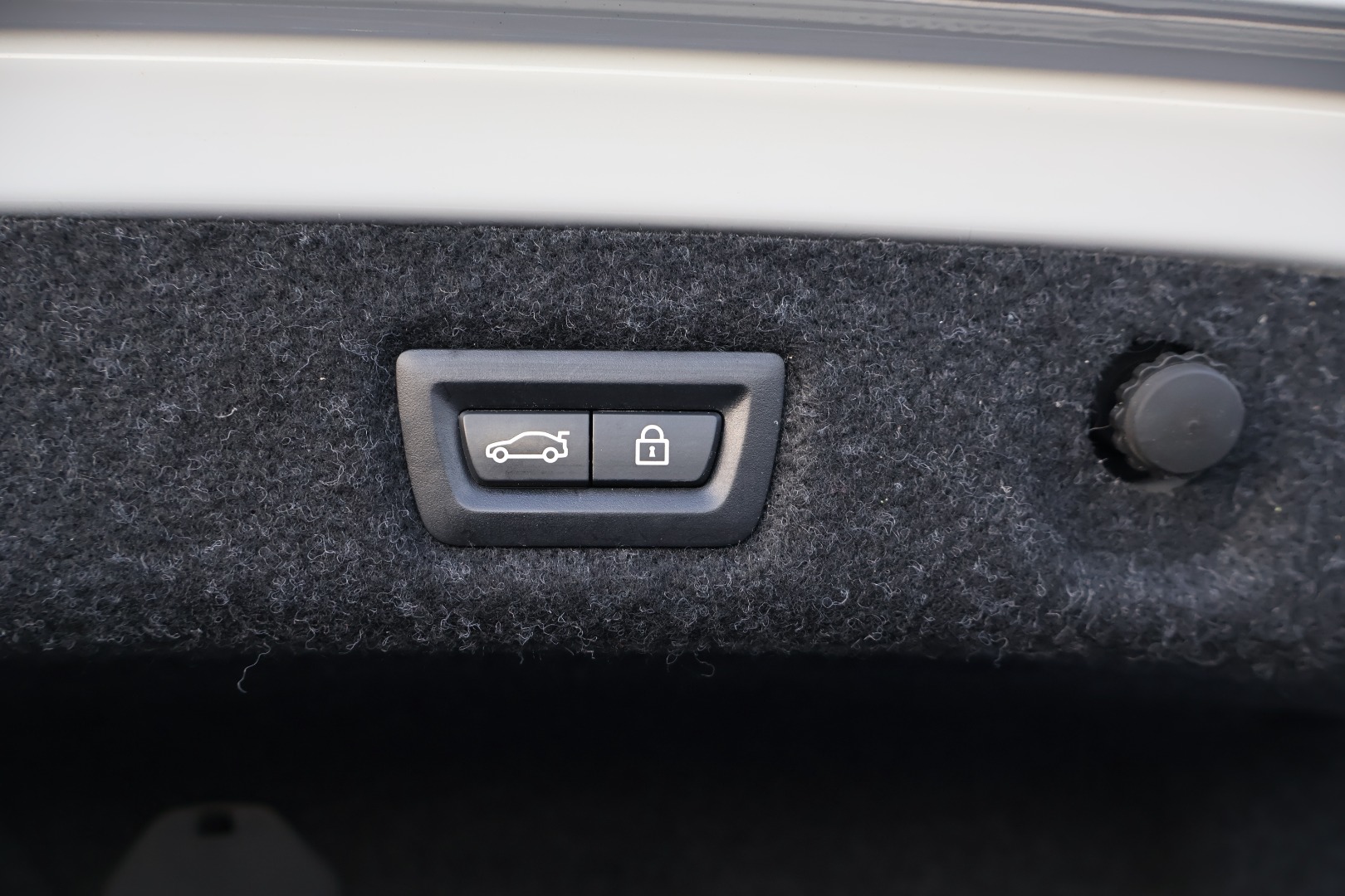 2018 BMW 5 Series 530i - Photo 14