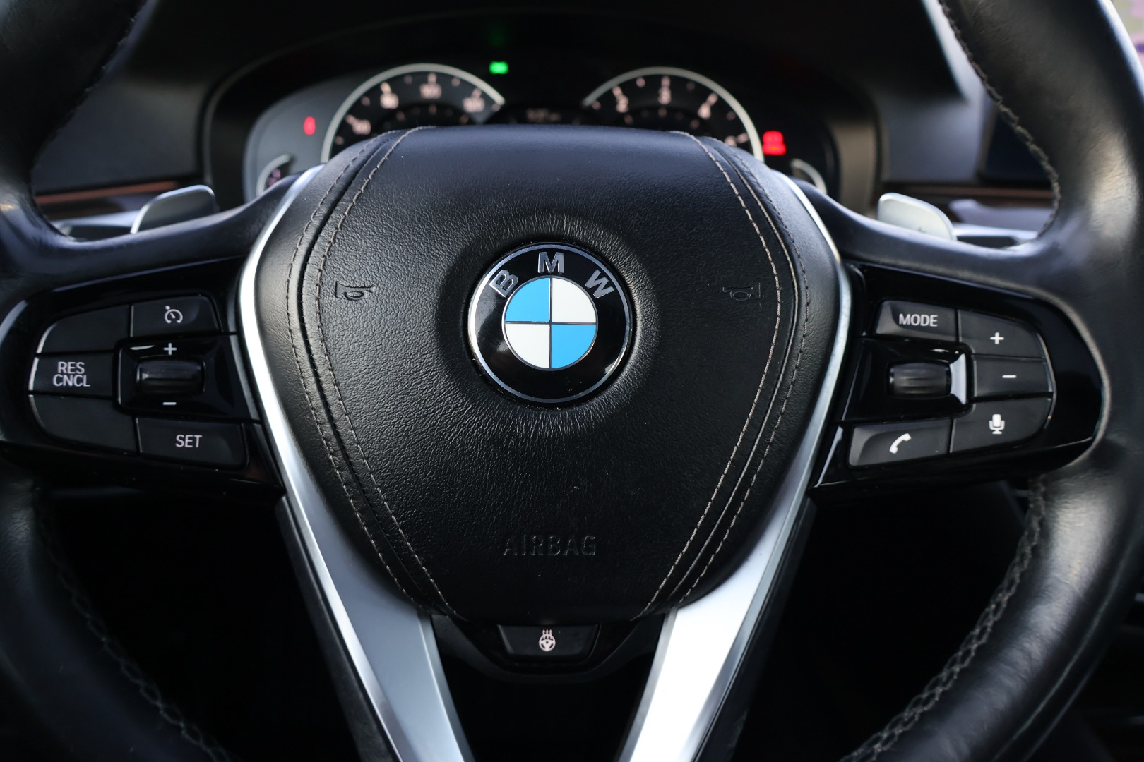 2018 BMW 5 Series 530i - Photo 24