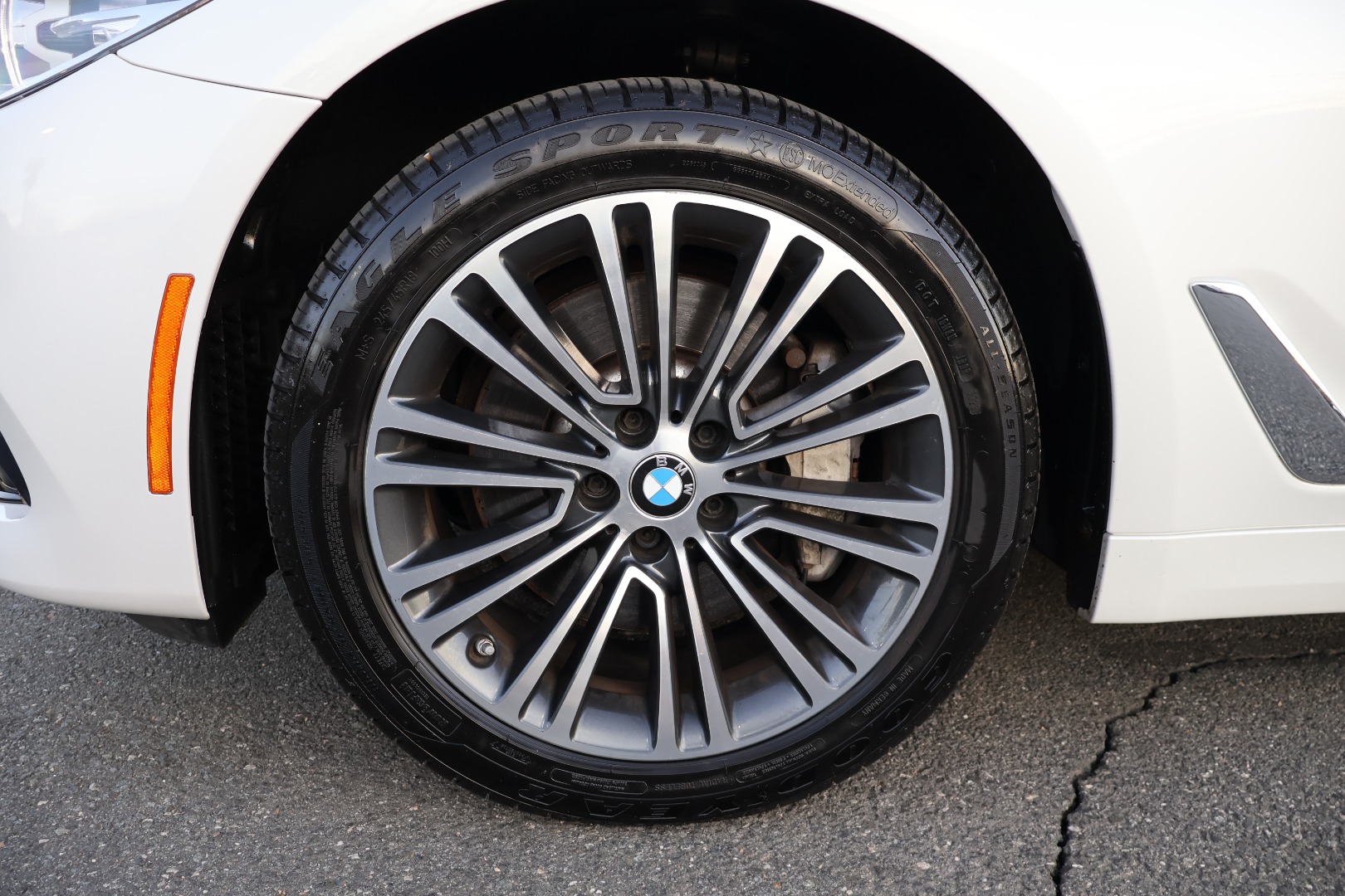 2018 BMW 5 Series 530i - Photo 30