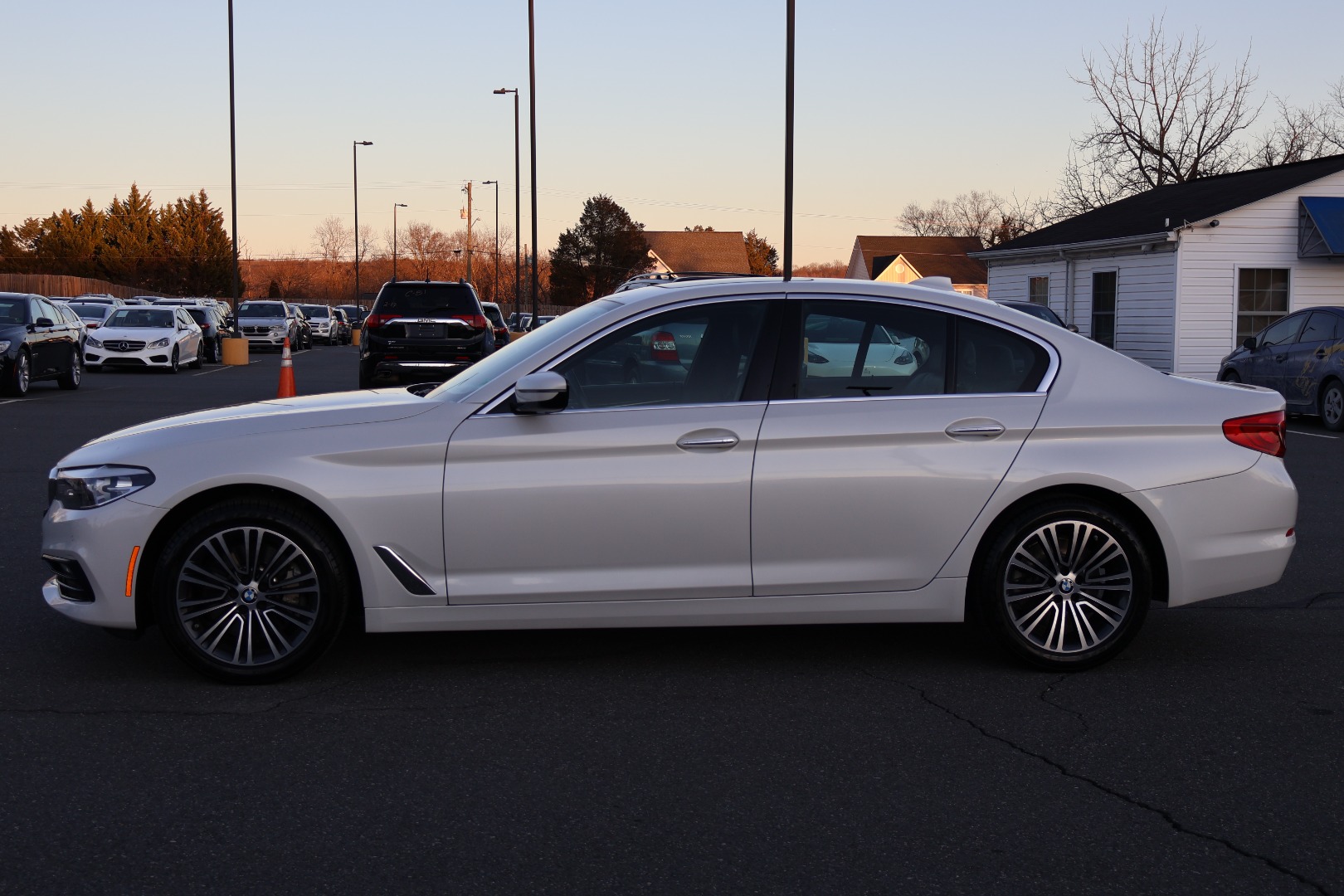 2018 BMW 5 Series 530i - Photo 5