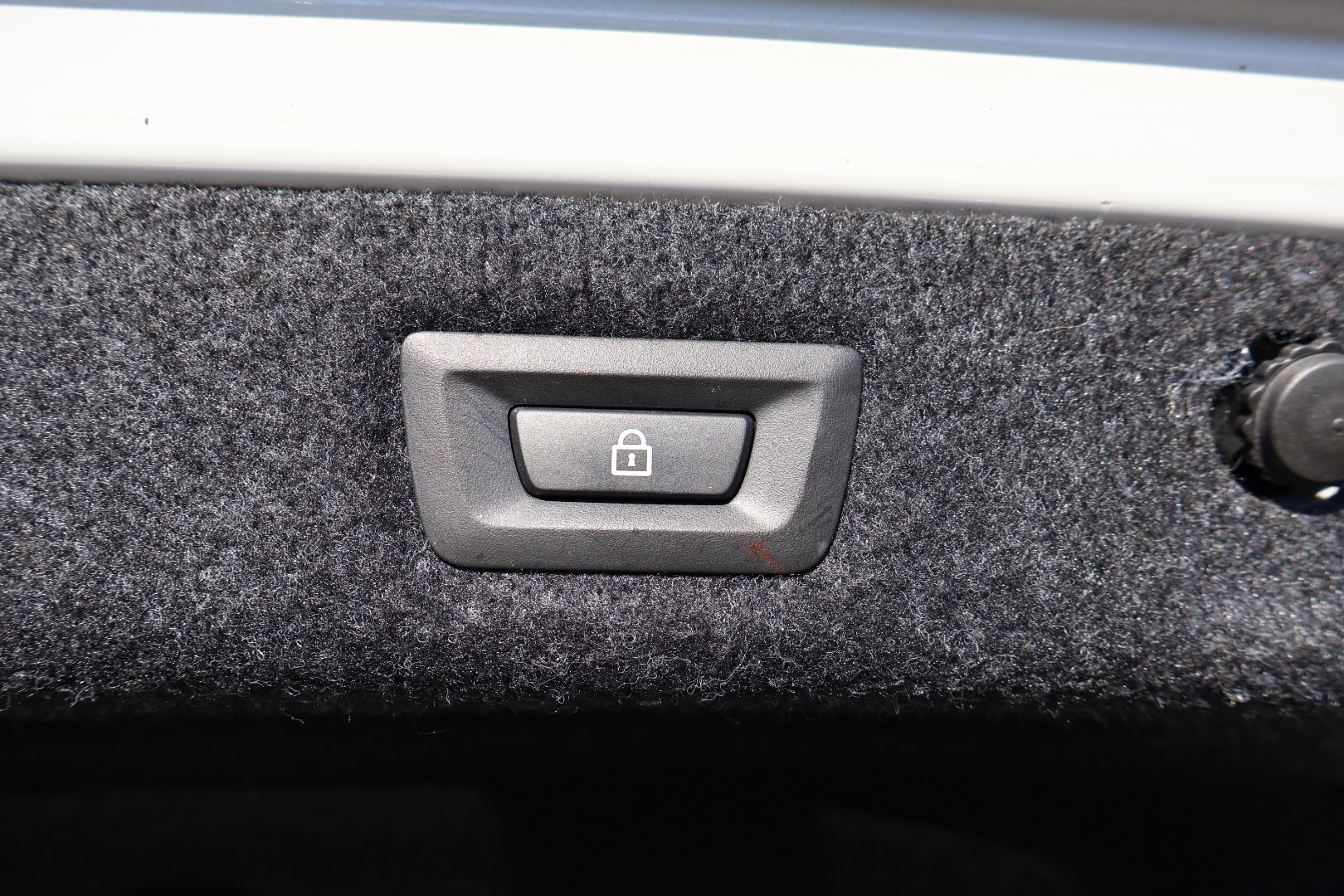 2017 BMW 5 Series 540i - Photo 13