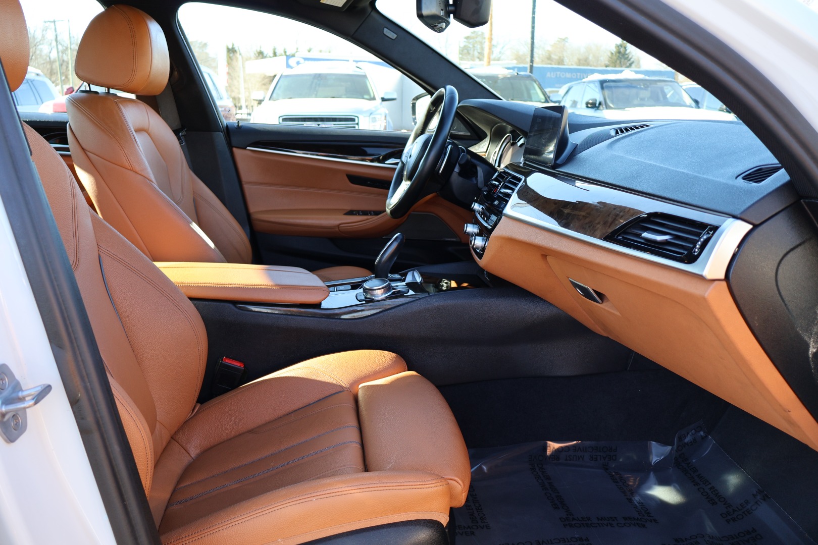 2017 BMW 5 Series 540i - Photo 15