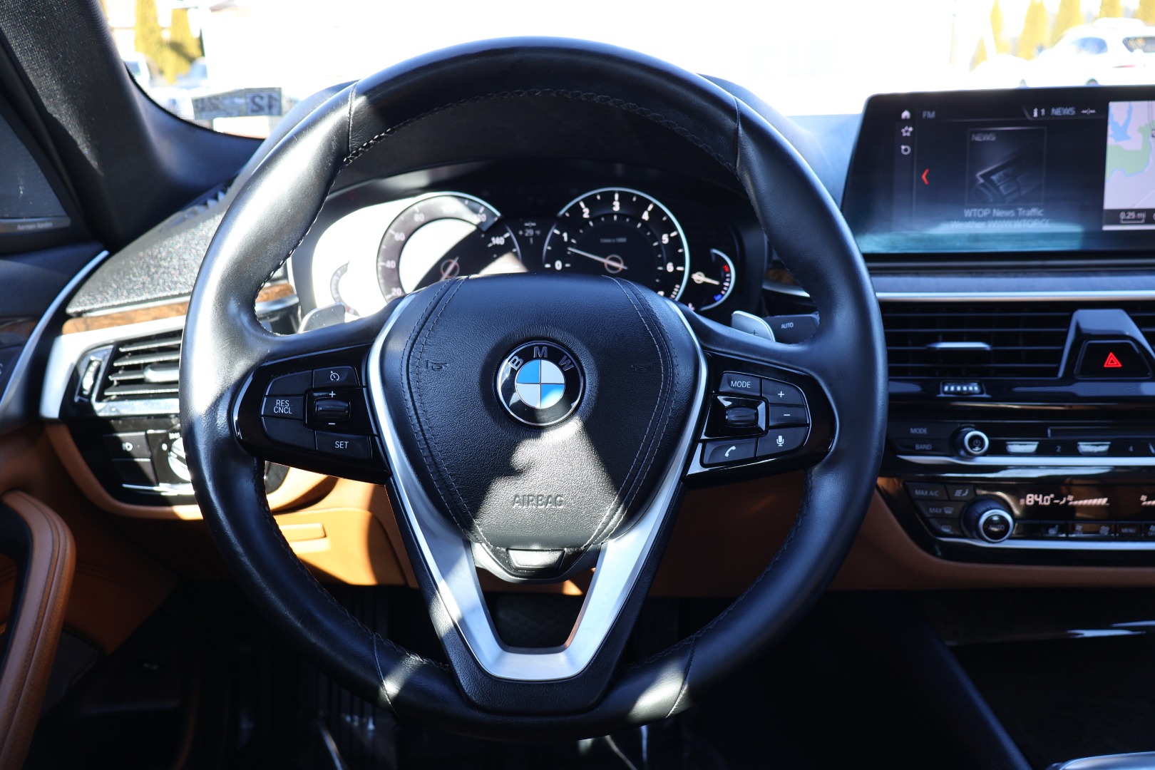 2017 BMW 5 Series 540i - Photo 17