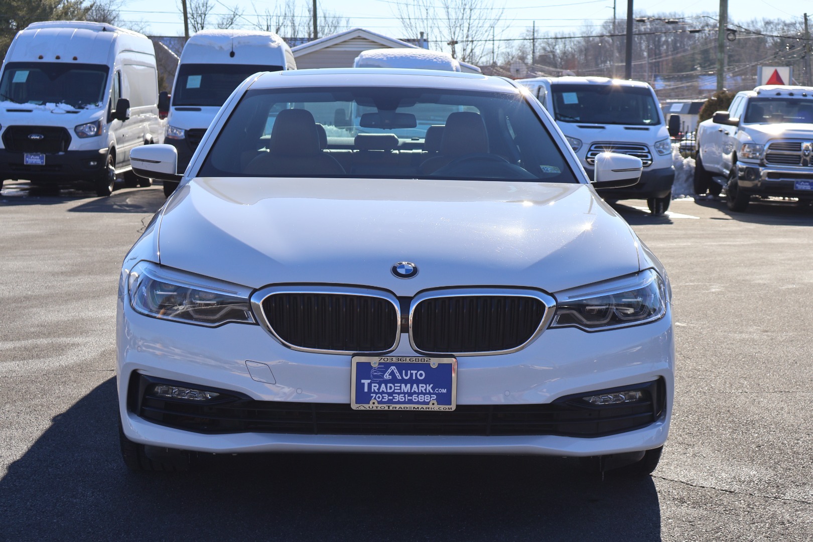 2017 BMW 5 Series 540i - Photo 2