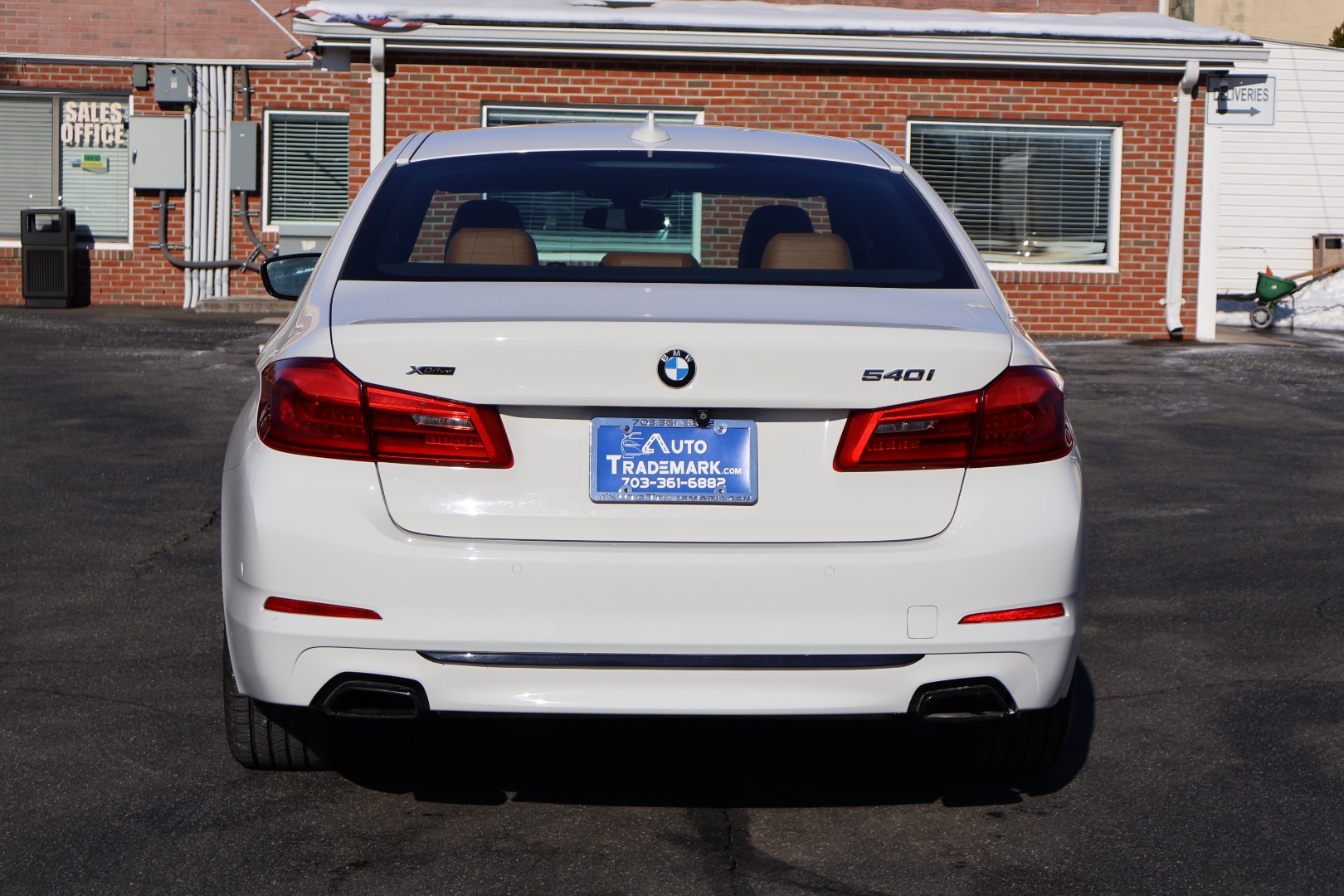 2017 BMW 5 Series 540i - Photo 6