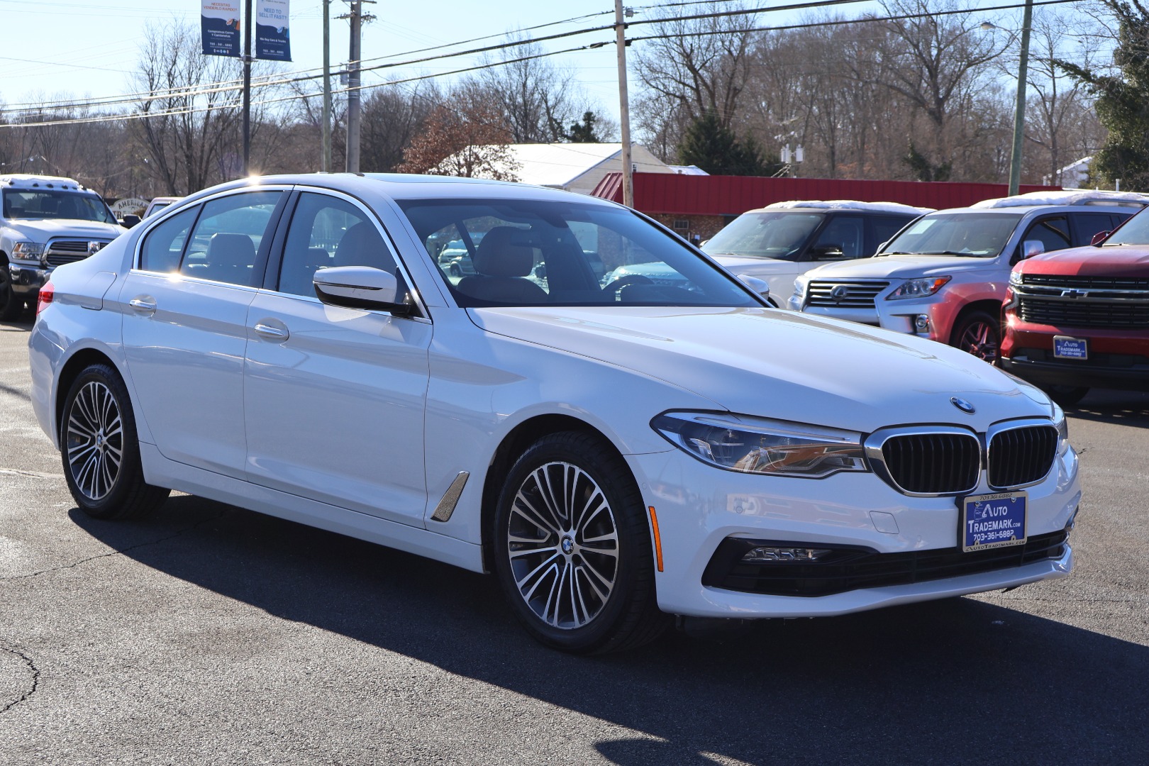2017 BMW 5 Series 540i - Photo 9