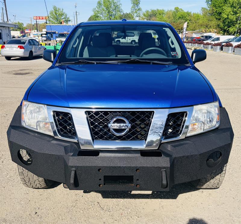 2013 Nissan Frontier SV Crew Cab 4WD