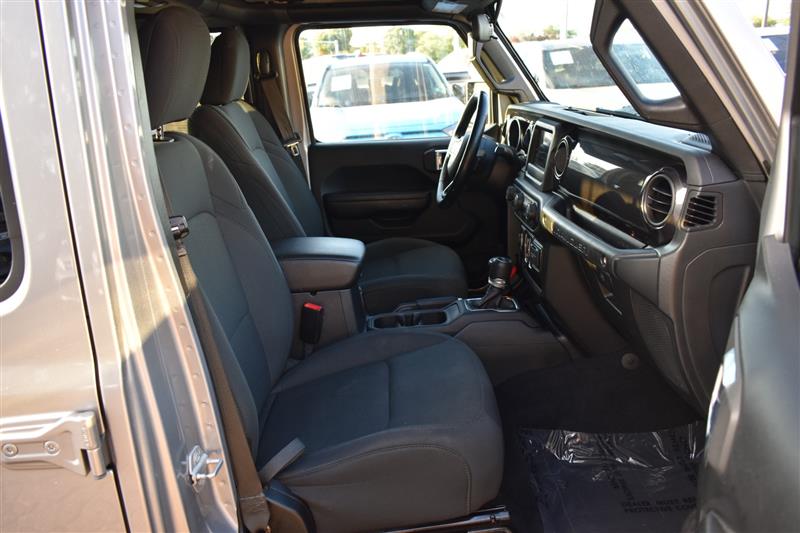 2020 Jeep Wrangler Unlimited Altitude - Photo 12