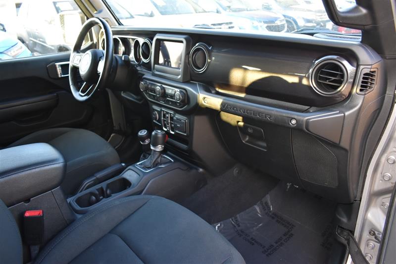 2020 Jeep Wrangler Unlimited Altitude - Photo 13