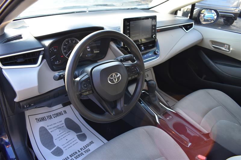 2020 Toyota Corolla LE - Photo 10