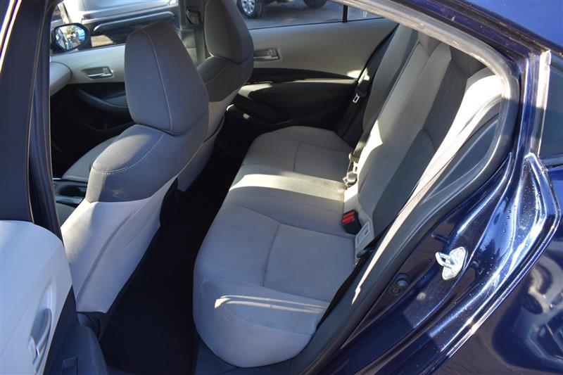 2020 Toyota Corolla LE - Photo 12