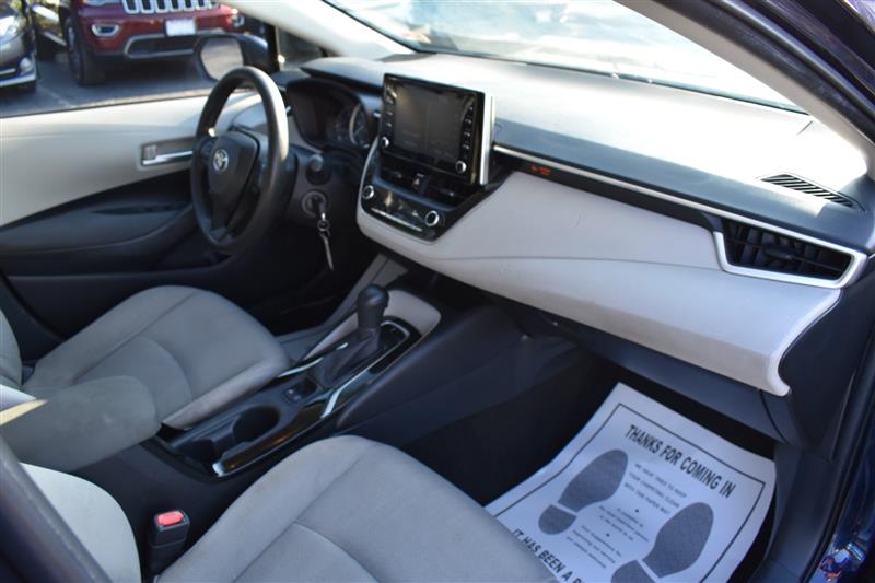 2020 Toyota Corolla LE - Photo 14