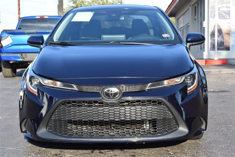 2020 Toyota Corolla LE - Photo 2