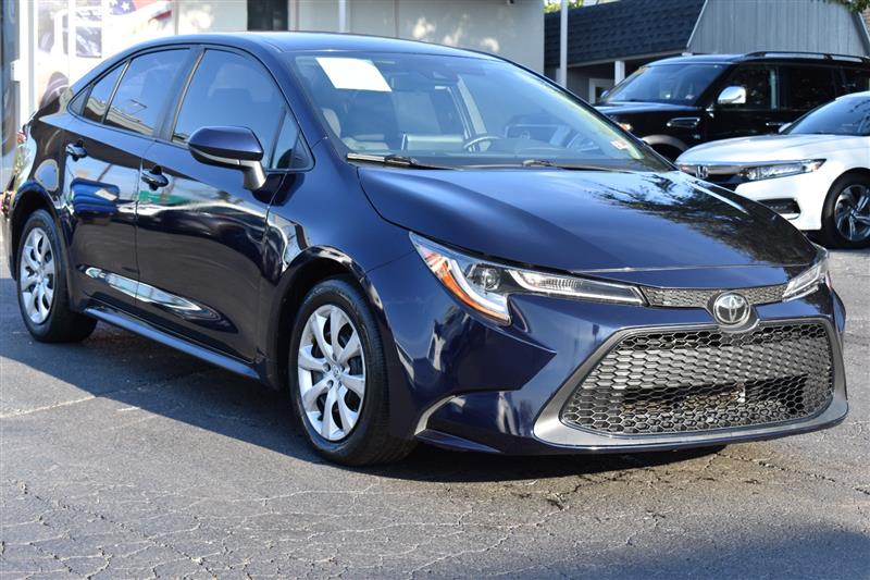 2020 Toyota Corolla LE - Photo 3
