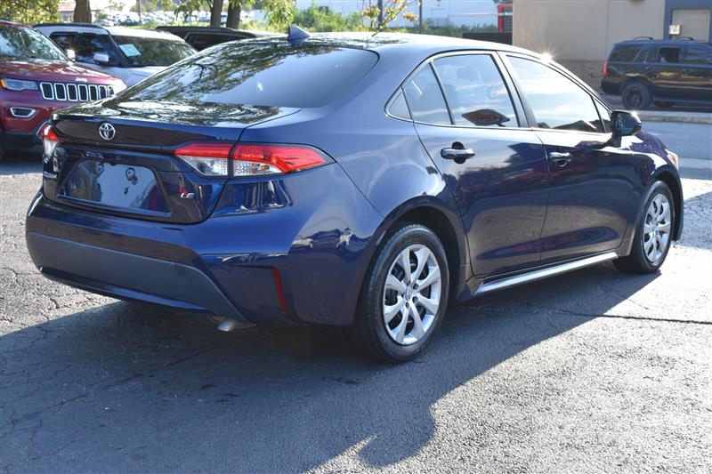 2020 Toyota Corolla LE - Photo 5