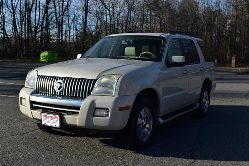 Mercury Mountaineer V8 Luxury AWD