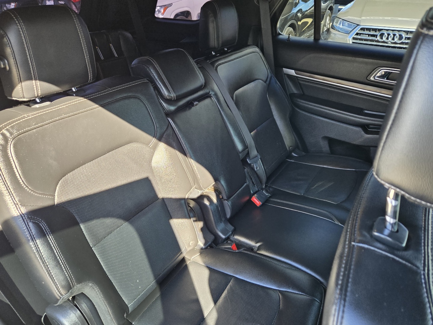 2017 Ford Explorer Limited - Photo 24