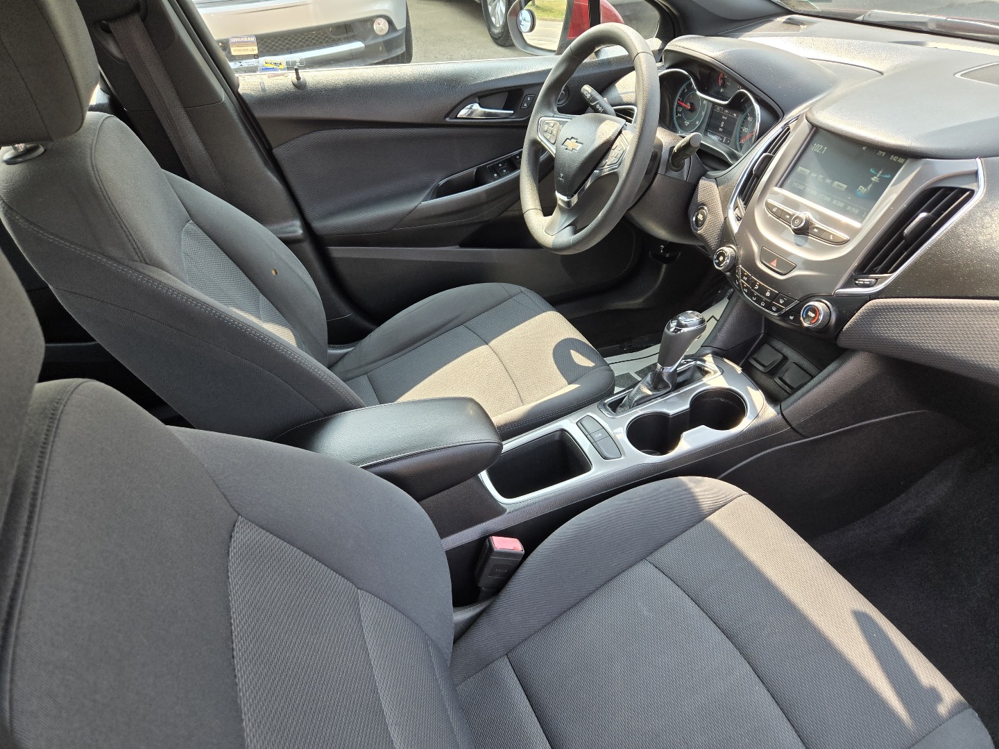 2018 Chevrolet Cruze LT - Photo 20