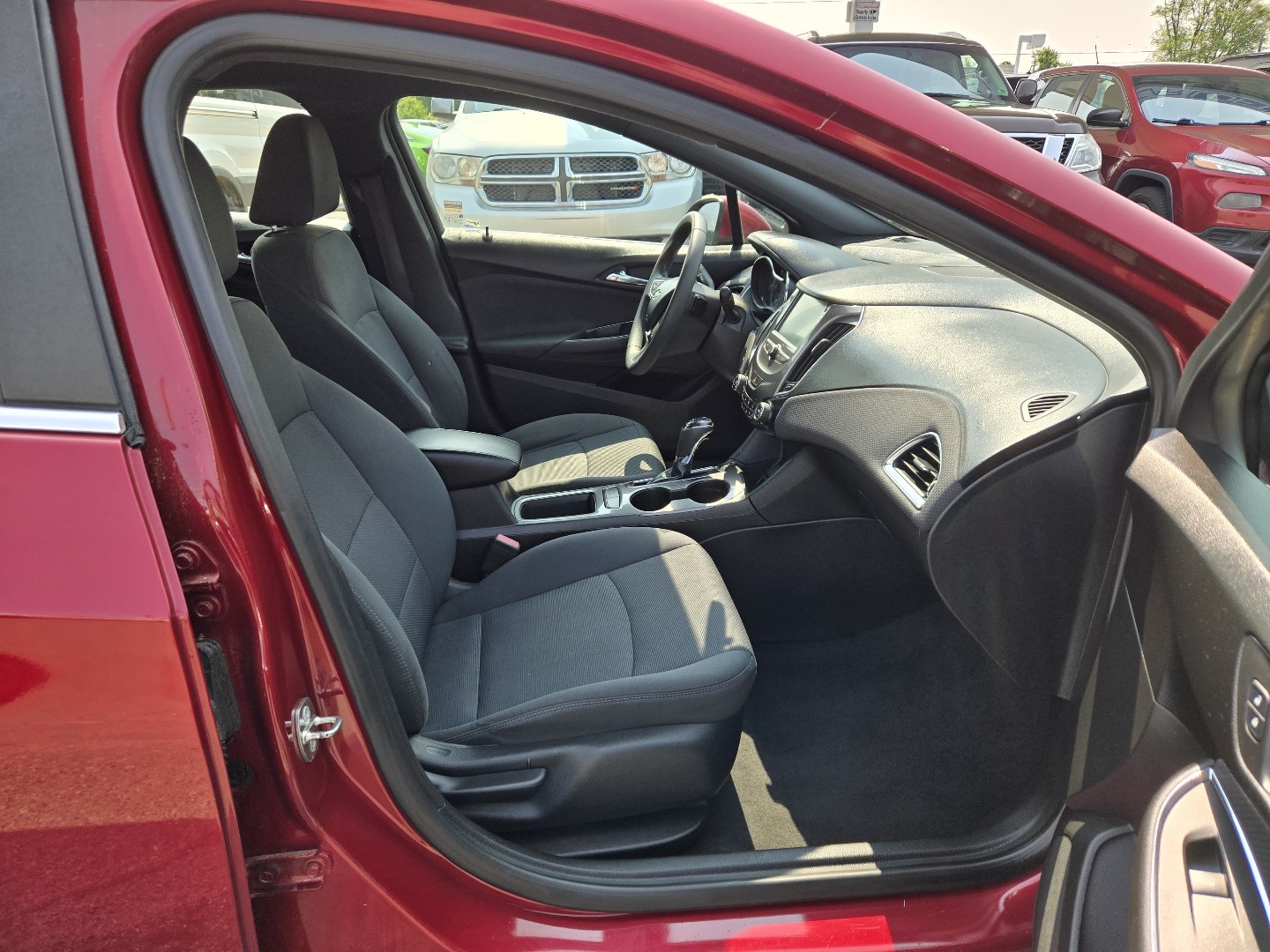 2018 Chevrolet Cruze LT - Photo 29