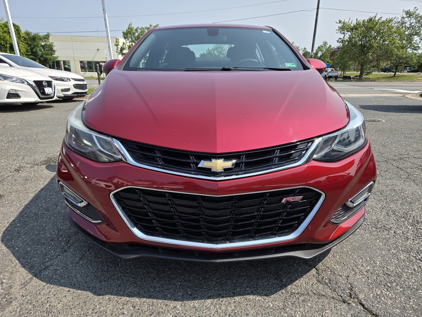 2018 Chevrolet Cruze LT - Photo 2