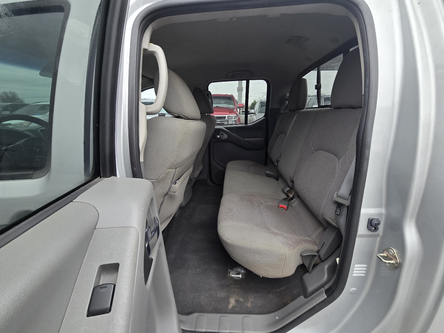 2019 Nissan Frontier SV - Photo 26