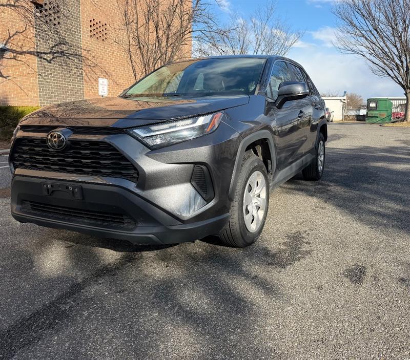 2023 TOYOTA RAV4 LE