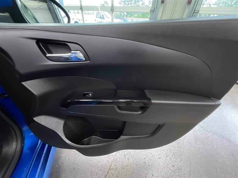 2019 CHEVROLET SONIC LT