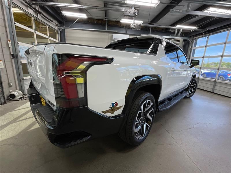 2025 CHEVROLET SILVERADO EV Max Range RST