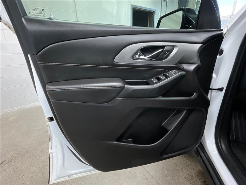 2019 CHEVROLET TRAVERSE LS