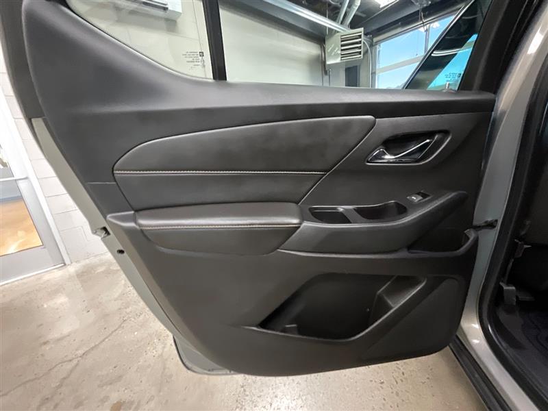 2018 CHEVROLET TRAVERSE LT