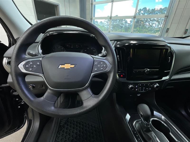 2021 CHEVROLET TRAVERSE LS