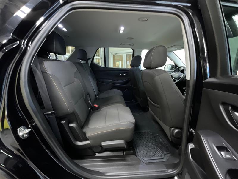 2021 CHEVROLET TRAVERSE LS