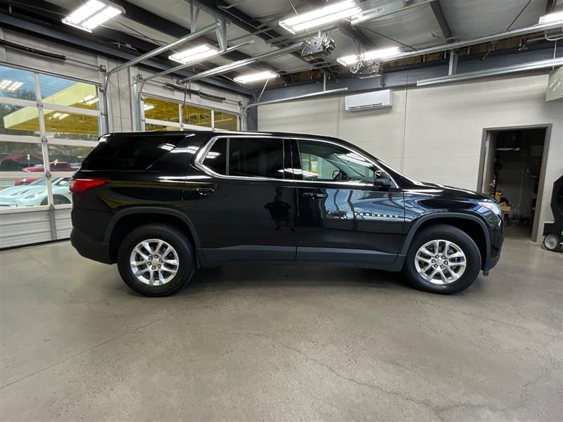 2021 CHEVROLET TRAVERSE LS