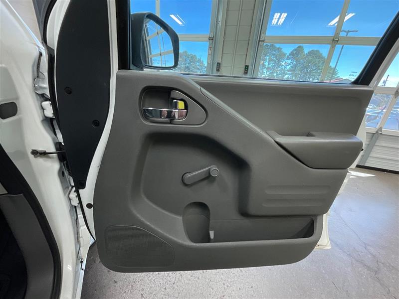 2018 NISSAN FRONTIER S