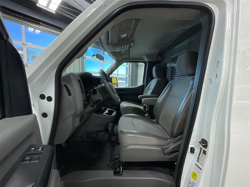2018 NISSAN NV CARGO S