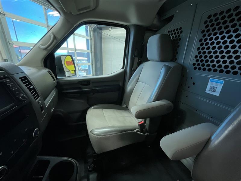 2018 NISSAN NV CARGO S
