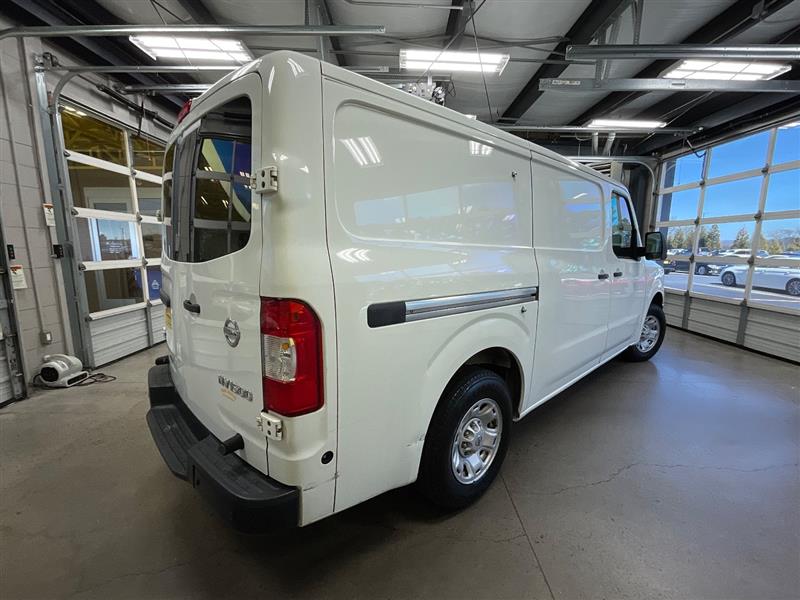 2018 NISSAN NV CARGO S