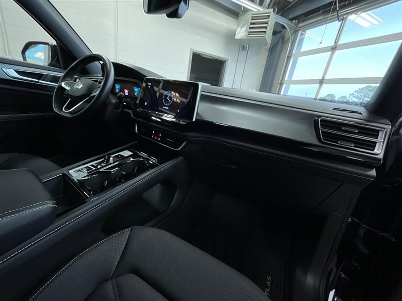 2024 VOLKSWAGEN ATLAS CROSS SPORT 2.0T SE