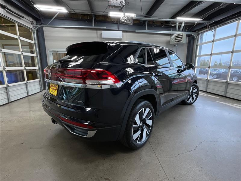 2024 VOLKSWAGEN ATLAS CROSS SPORT 2.0T SE