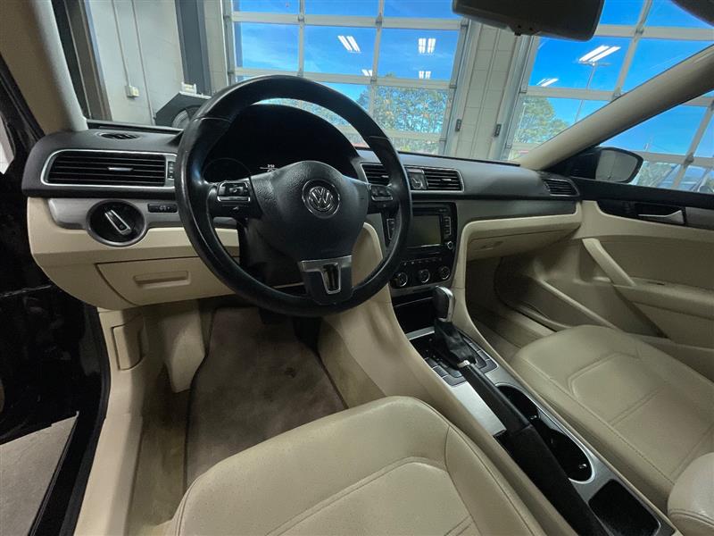 2014 VOLKSWAGEN PASSAT SE