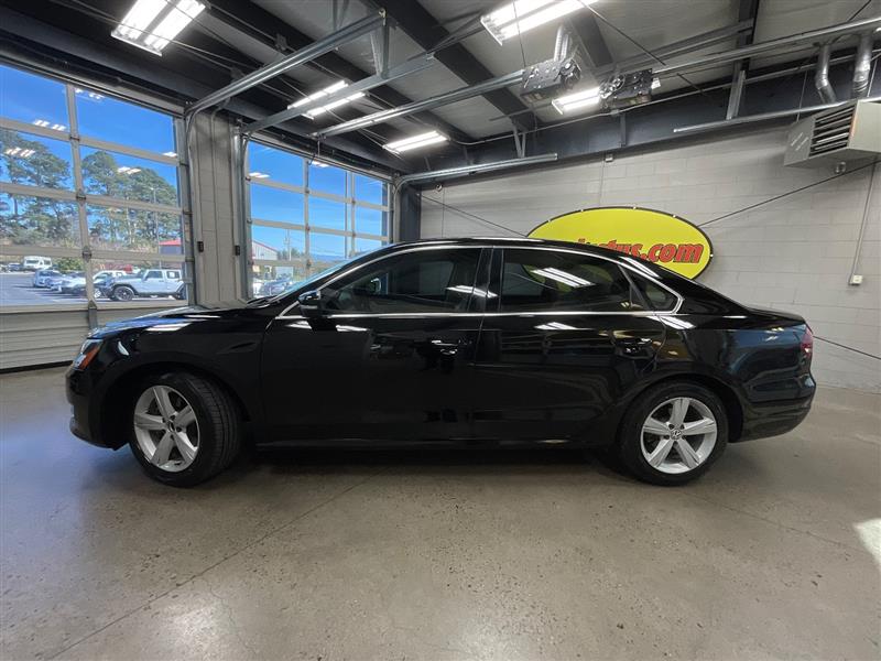 2014 VOLKSWAGEN PASSAT SE