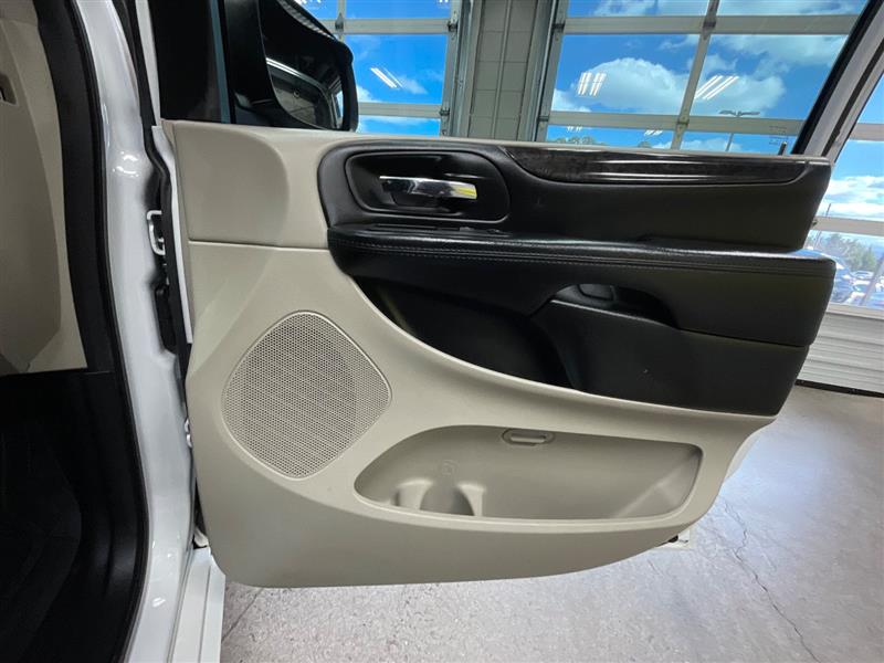2019 DODGE GRAND CARAVAN SE