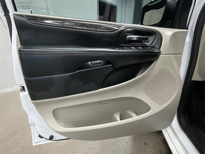 2019 DODGE GRAND CARAVAN SE